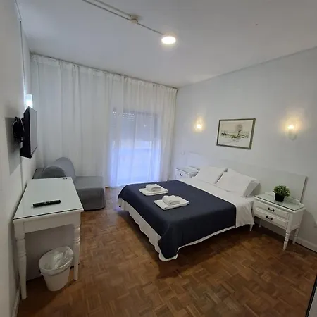 Porta 80 House * Braga