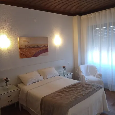 Porta 80 House Hotel *