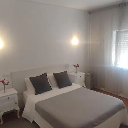 Porta 80 House Hotel *