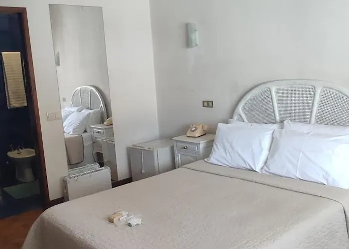 Porta 80 House فندق *