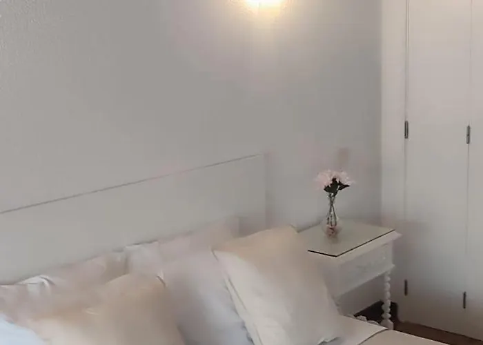 Porta 80 House فندق براغا