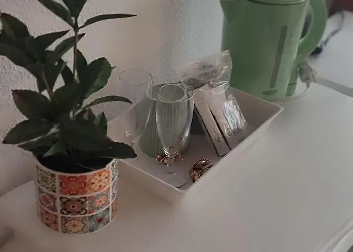 Hotel Porta 80 House