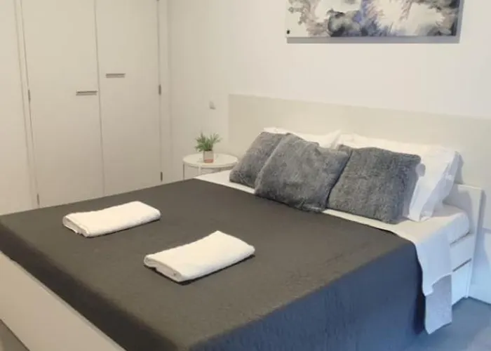 Porta 80 House * Braga